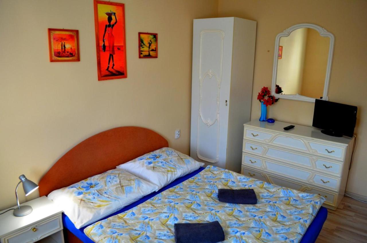Apartmany Riviera A Chalupa Riviera Liptov, Bešeňová Eksteriør billede