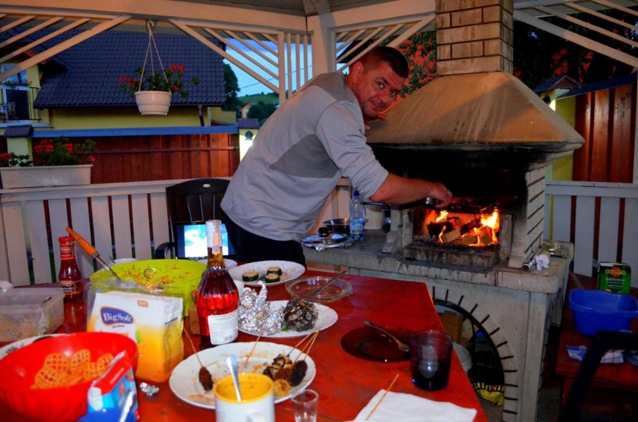 Apartmany Riviera A Chalupa Riviera Liptov, Bešeňová Eksteriør billede