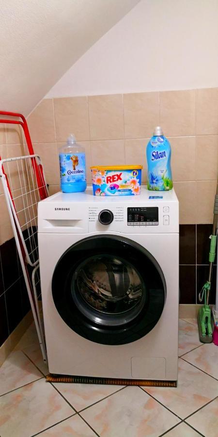 Apartmany Riviera A Chalupa Riviera Liptov, Bešeňová Eksteriør billede
