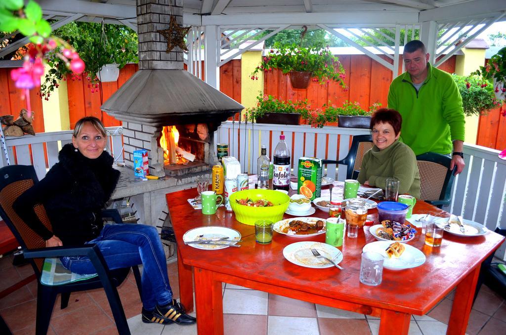 Apartmany Riviera A Chalupa Riviera Liptov, Bešeňová Eksteriør billede