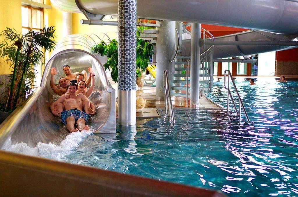 Apartmany Riviera A Chalupa Riviera Liptov, Bešeňová Eksteriør billede